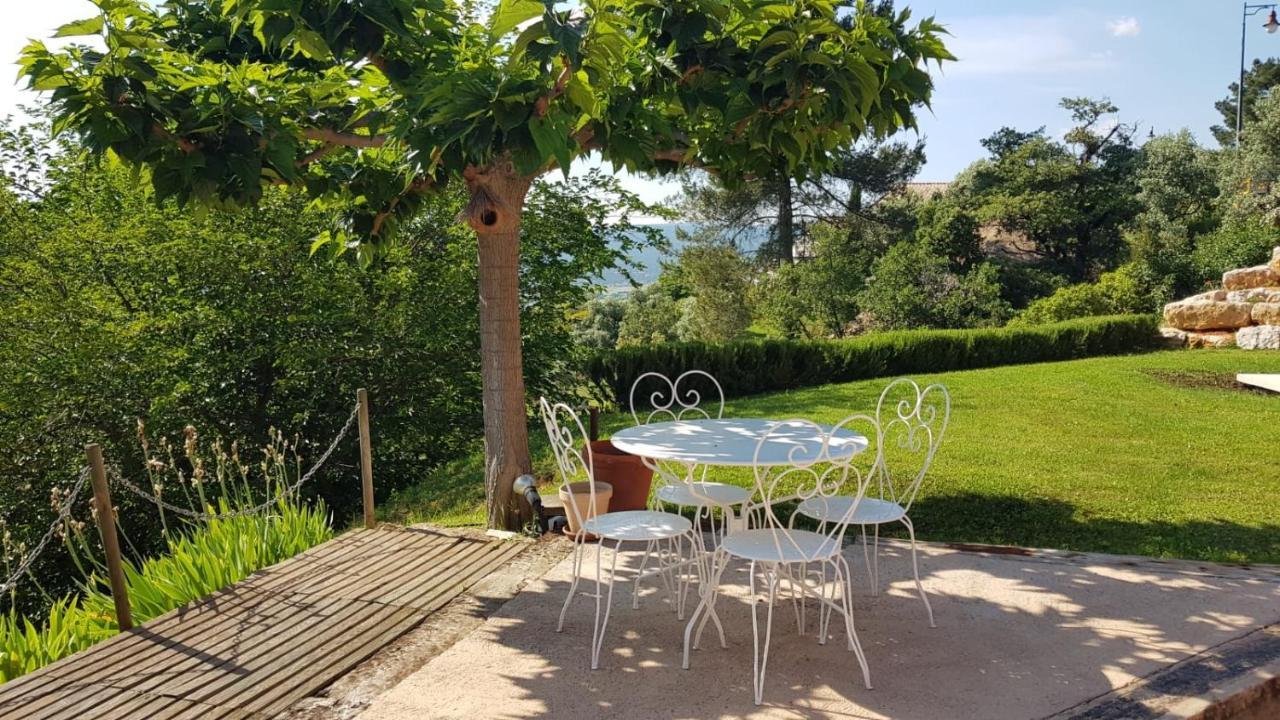 Gite Roussillon Dame Sirmonde Apartment Екстериор снимка